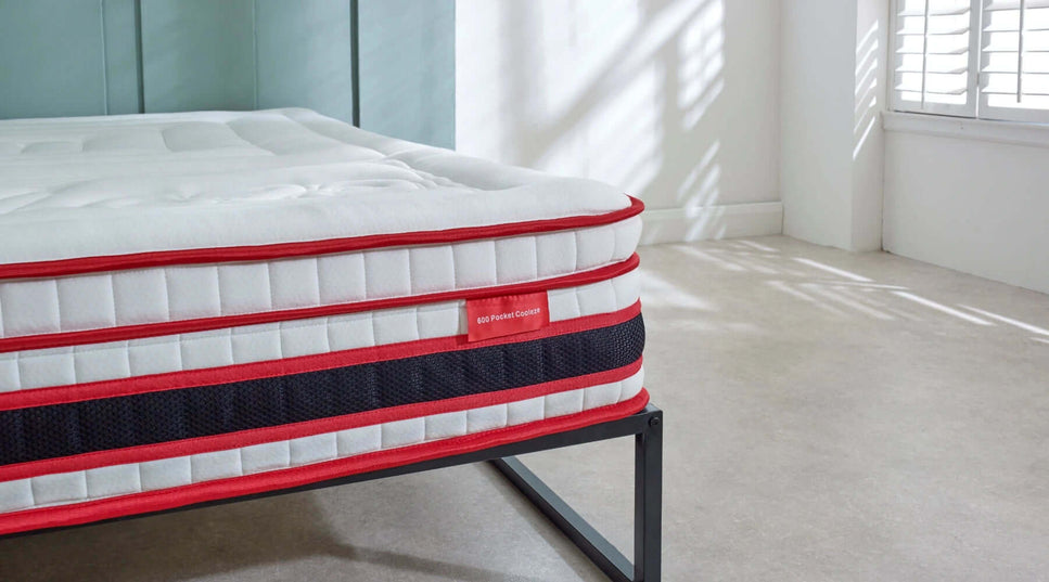 CORNER_IMAGE_OF_HYBRID_ORIGINAL_MATTRESS