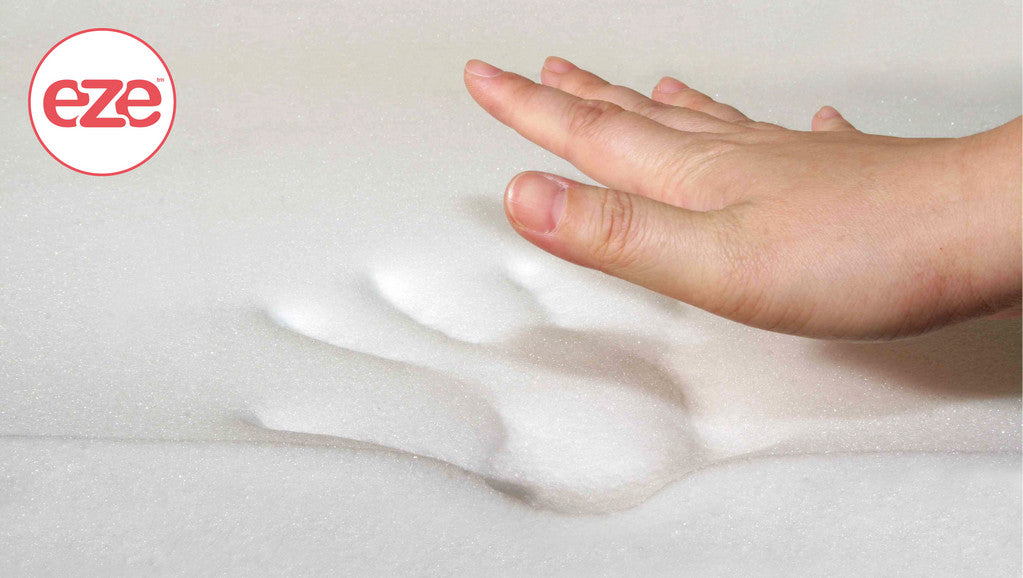 hand_touching_memory_foam_mattress