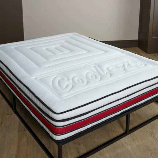 cooleze_hybrid_deluxe_product_corner_top_mattress